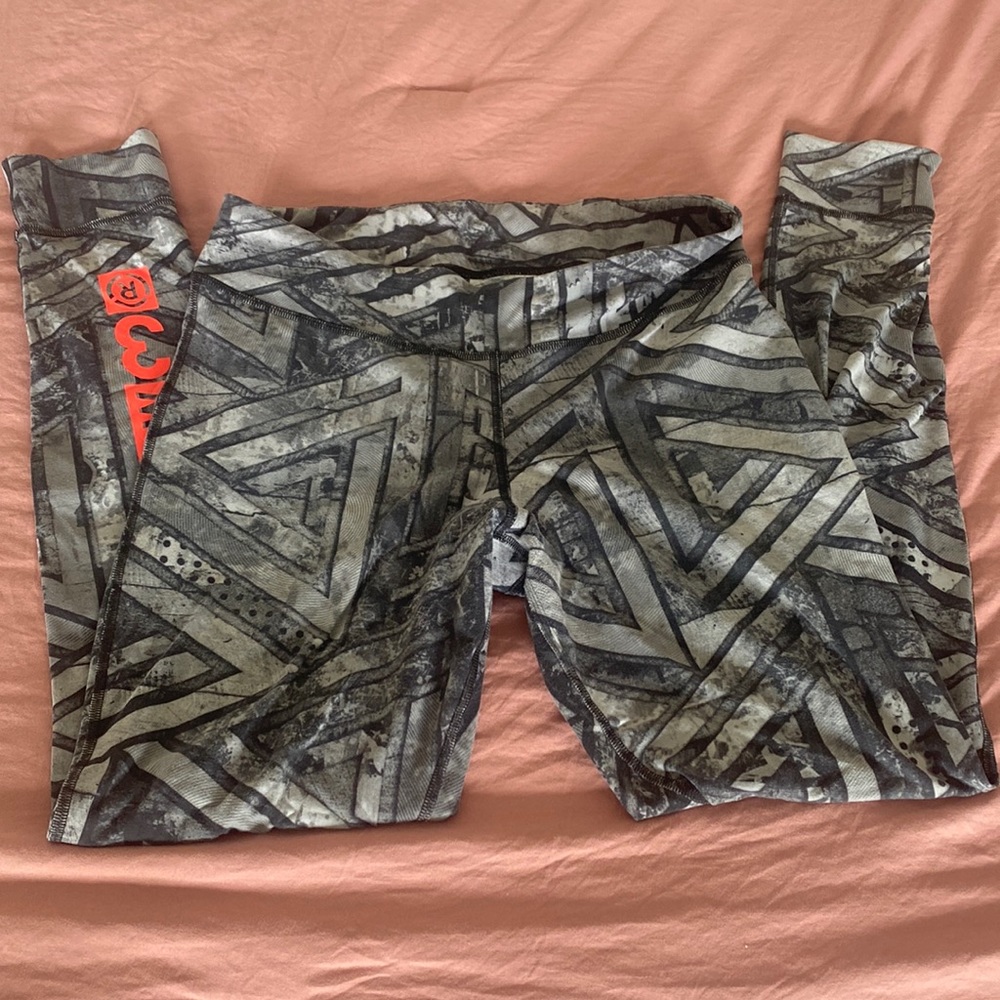 Reebok pants size M